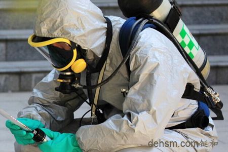 化工企業(yè)穿戴空氣呼吸器防化服檢測